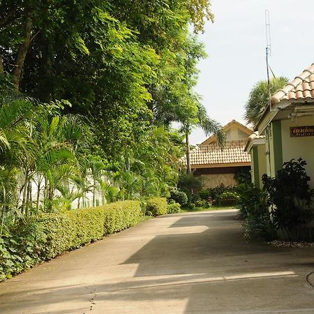 Saraburi Garden Resort Exterior foto