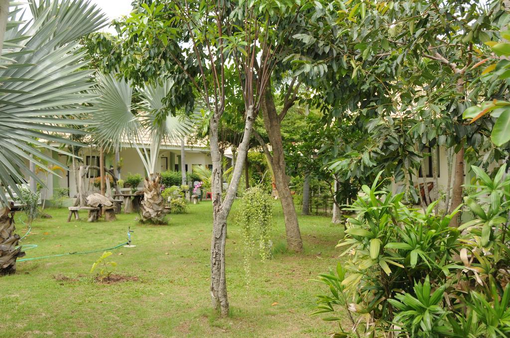 Saraburi Garden Resort Exterior foto
