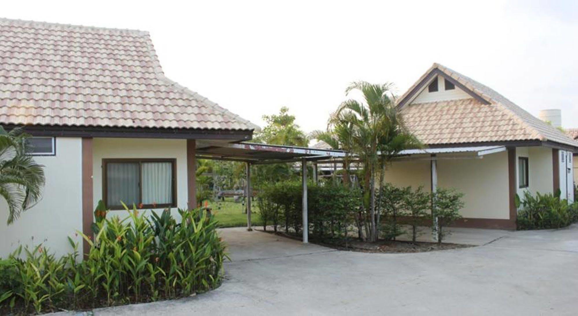Saraburi Garden Resort Exterior foto