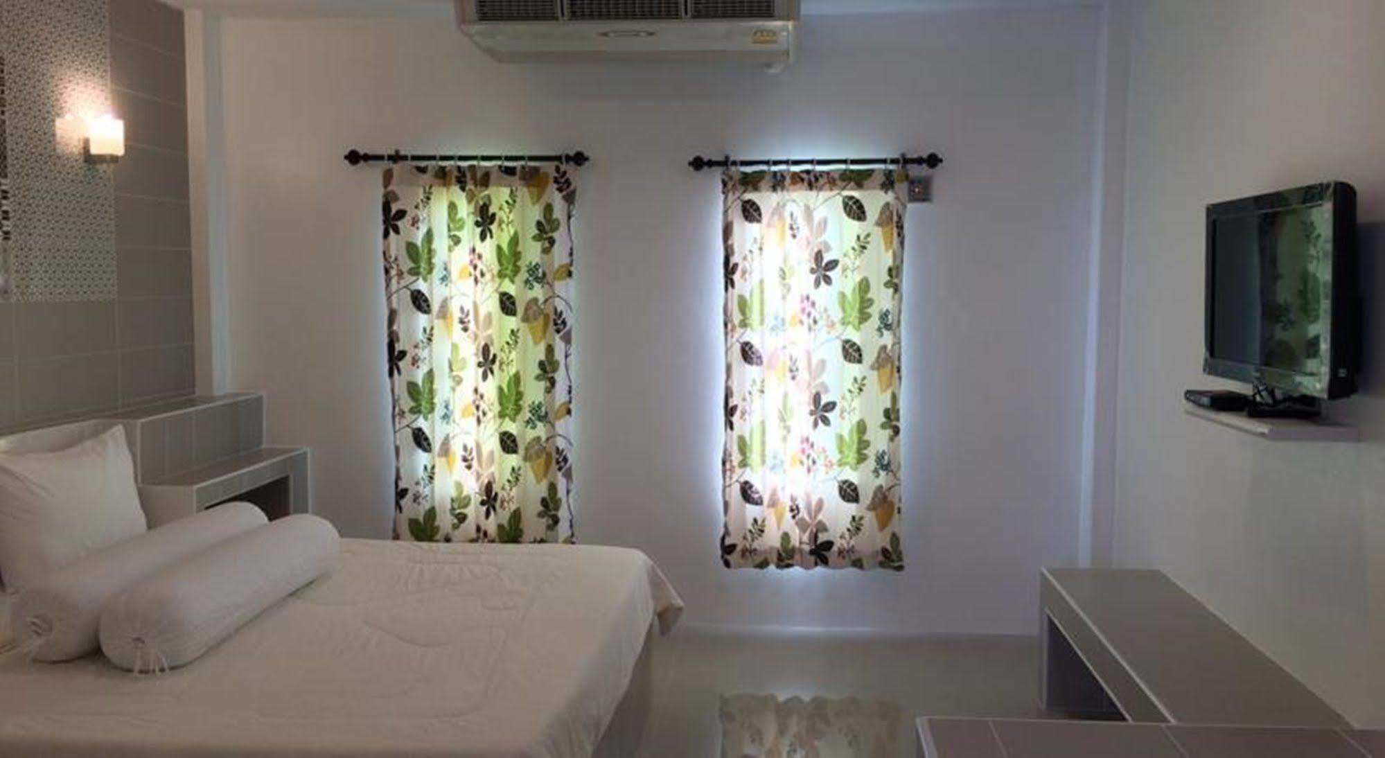 Saraburi Garden Resort Exterior foto